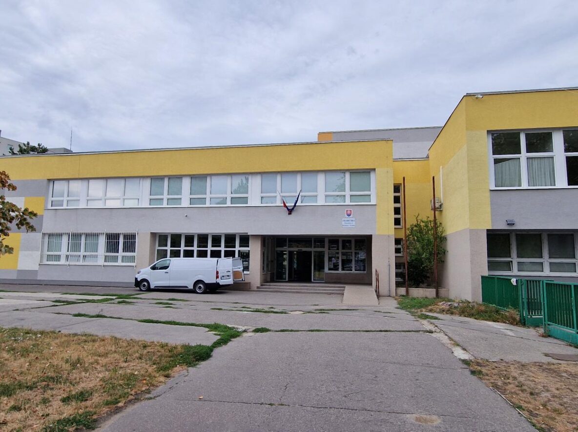 ZŠ Železničná, MČ Vrakuňa